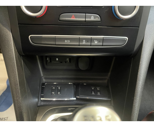 Renault MEGANE BOSE EDITION  Autohandel Robby