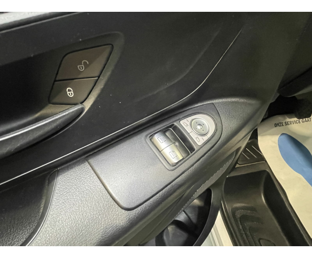 Mercedes VITO LIVHTEVRACHT Autohandel Robby