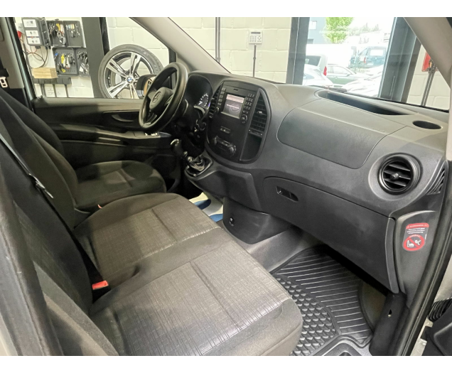 Mercedes VITO LIVHTEVRACHT Autohandel Robby