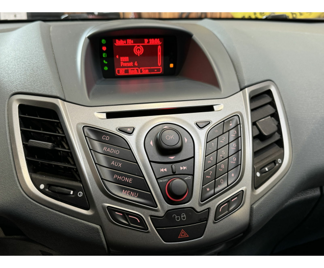Ford FIESTA  Autohandel Robby