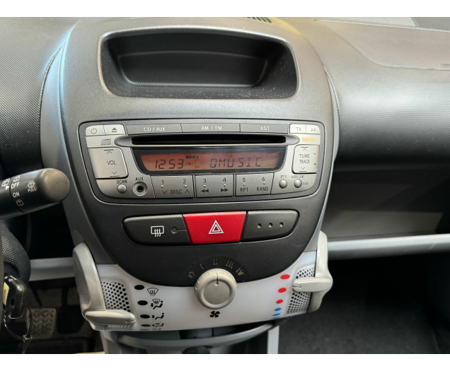Peugeot 107  Autohandel Robby