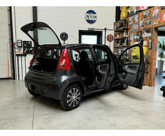 Peugeot 107  Autohandel Robby