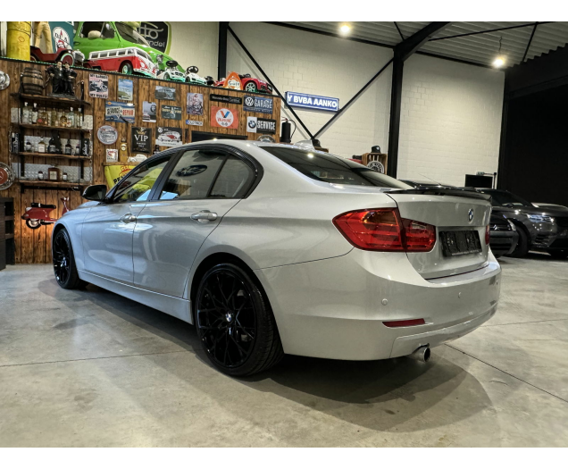 BMW SERIE 3  Autohandel Robby