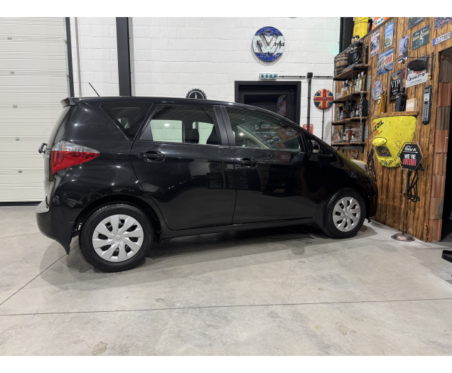 Toyota VERSO-S  Autohandel Robby