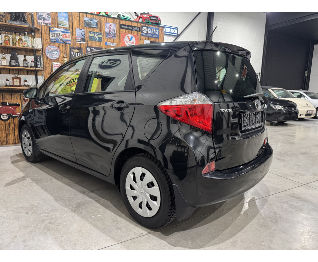 Toyota VERSO-S  Autohandel Robby