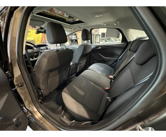 Ford FOCUS  Autohandel Robby