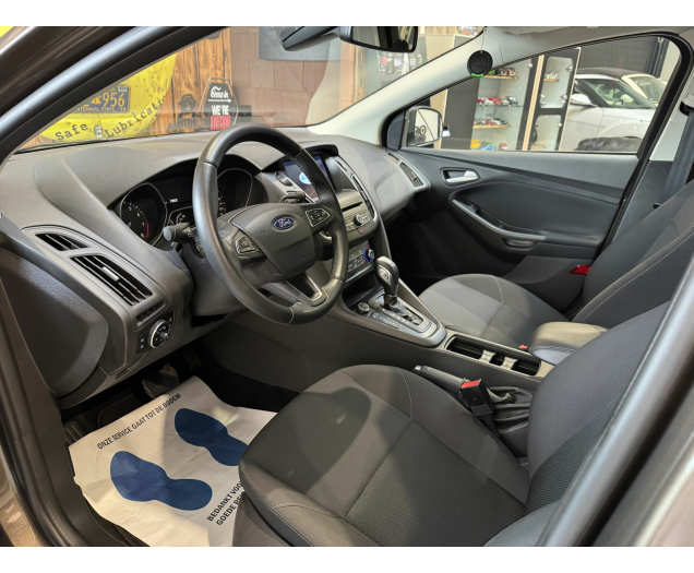Ford FOCUS  Autohandel Robby