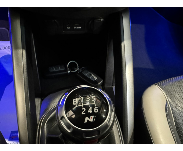 Hyundai VELOSTER  Autohandel Robby
