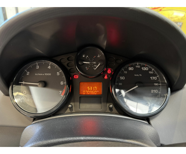 Peugeot 207  Autohandel Robby