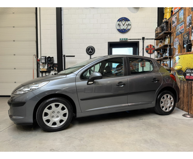 Peugeot 207  Autohandel Robby