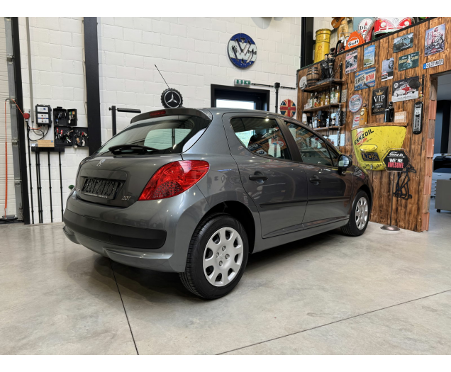 Peugeot 207  Autohandel Robby