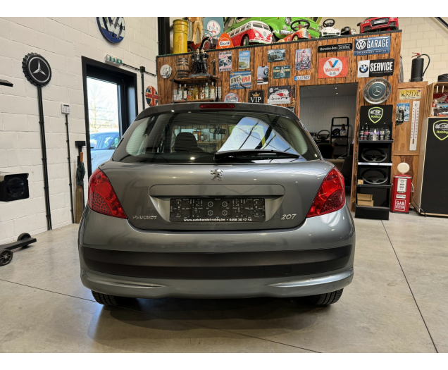 Peugeot 207  Autohandel Robby