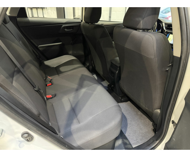 Toyota AURIS  Autohandel Robby