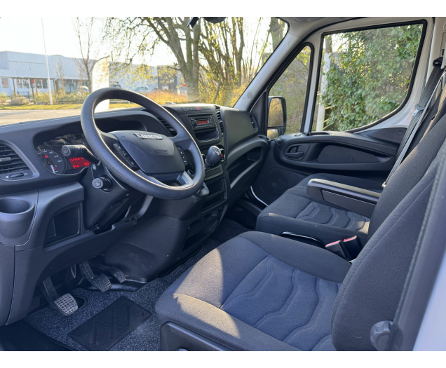 Iveco DAILY  Autohandel Robby