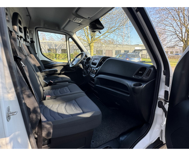 Iveco DAILY  Autohandel Robby