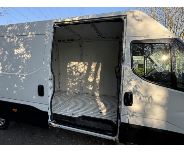 Iveco DAILY  Autohandel Robby