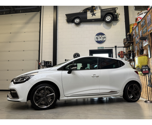Renault  rs 200 pk automaat  Autohandel Robby