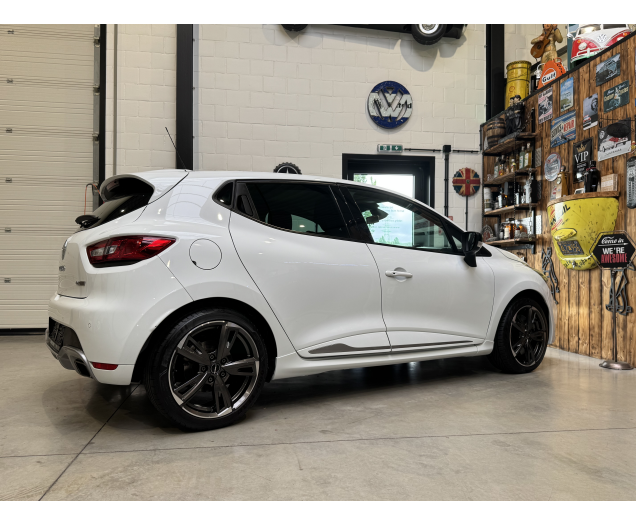 Renault  rs 200 pk automaat  Autohandel Robby