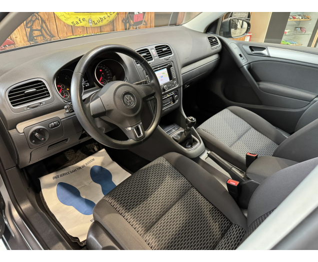 Volkswagen   Autohandel Robby