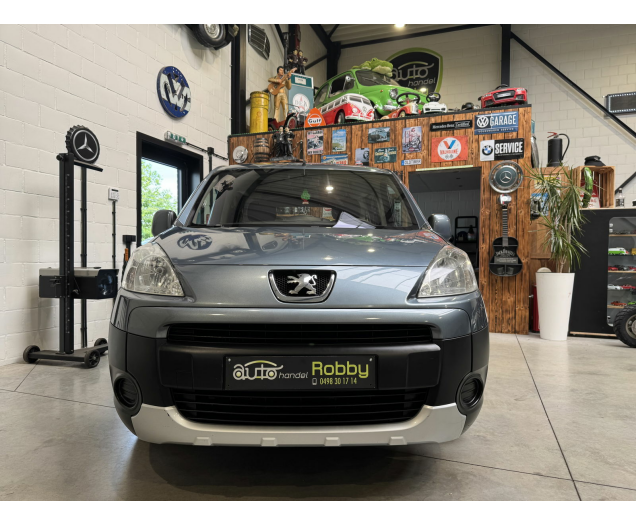 Peugeot   Autohandel Robby
