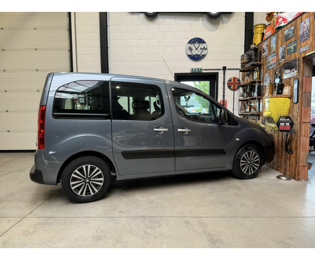 Peugeot   Autohandel Robby