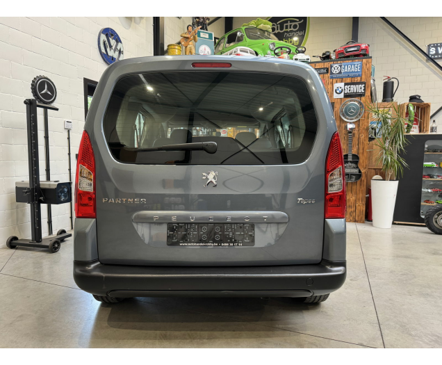 Peugeot   Autohandel Robby