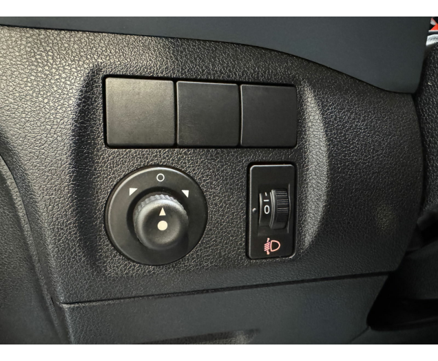 Peugeot   Autohandel Robby