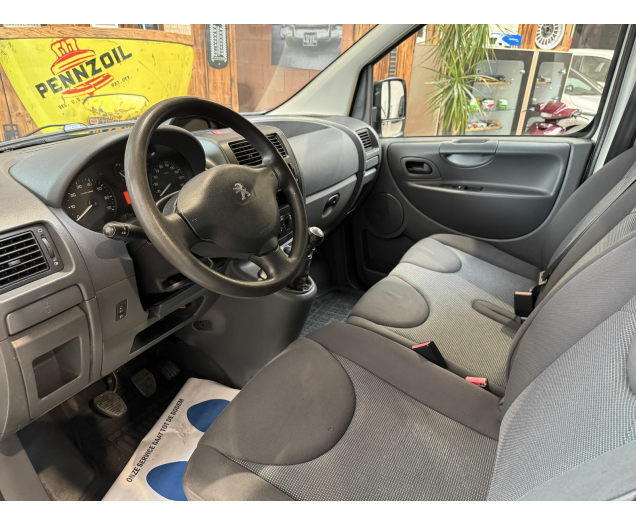 Peugeot   Autohandel Robby