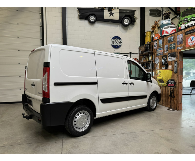 Peugeot   Autohandel Robby
