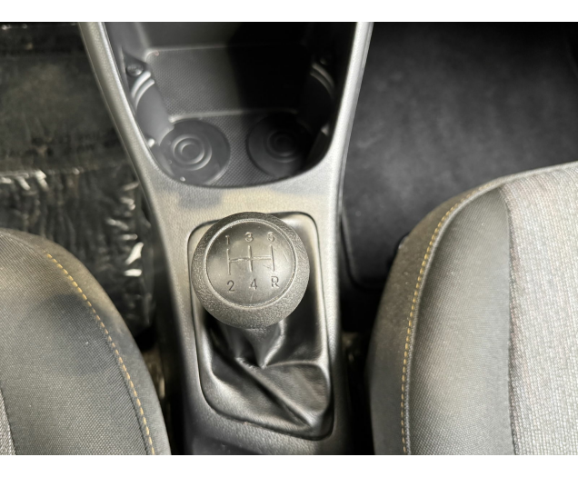 Kia   Autohandel Robby