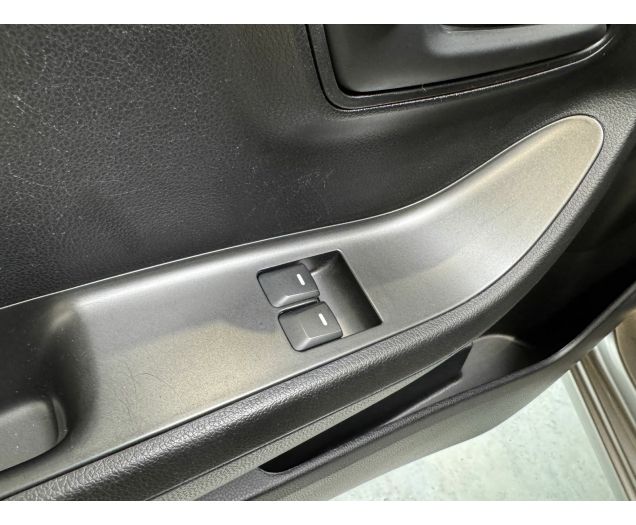 Kia   Autohandel Robby