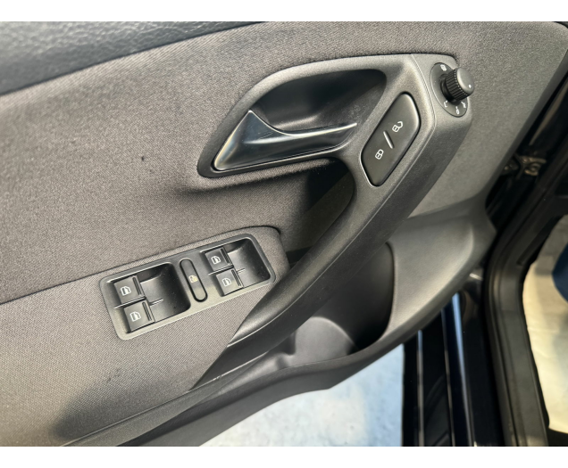 Volkswagen   Autohandel Robby