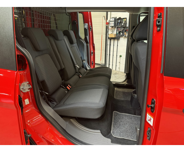 Ford  CONNECT Autohandel Robby