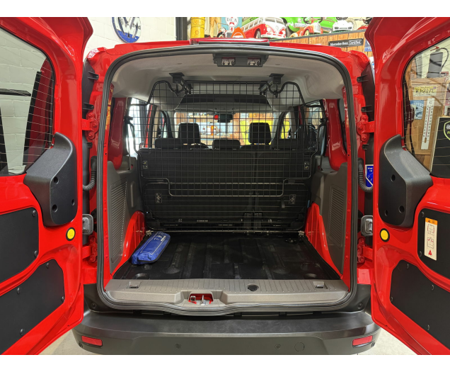 Ford  CONNECT Autohandel Robby