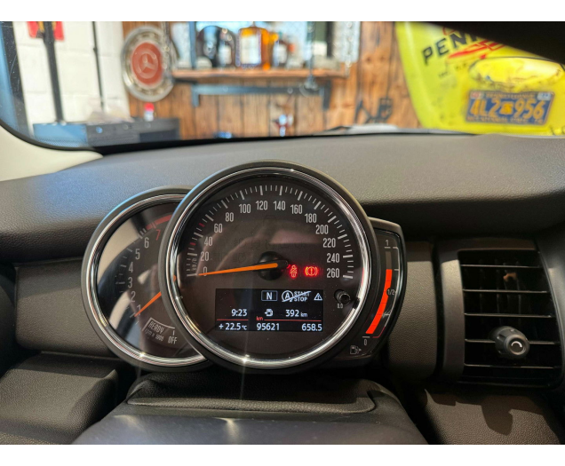 MINI  Mini One Autohandel Robby