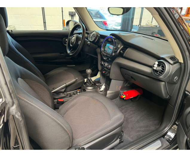 MINI  Mini One Autohandel Robby
