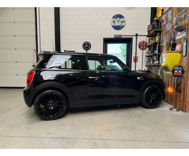 MINI  Mini One Autohandel Robby