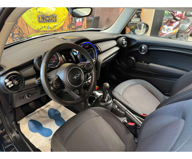 MINI  Mini One Autohandel Robby