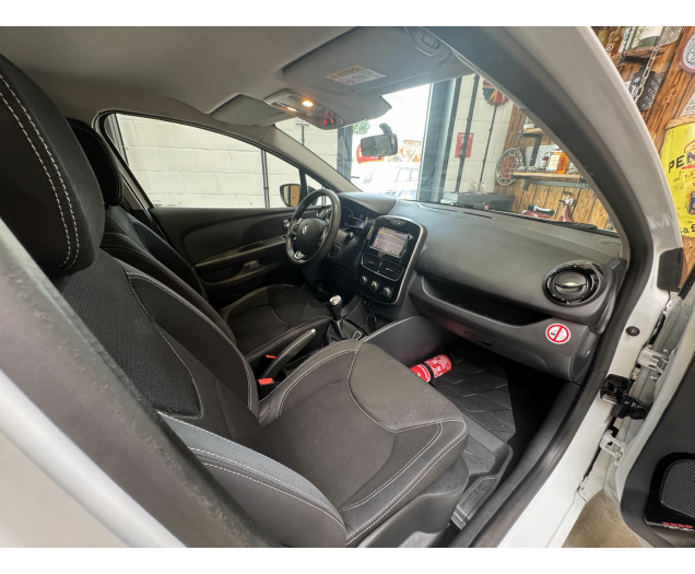 Renault   Autohandel Robby