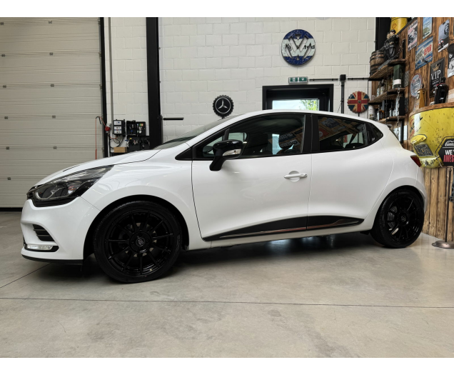 Renault   Autohandel Robby