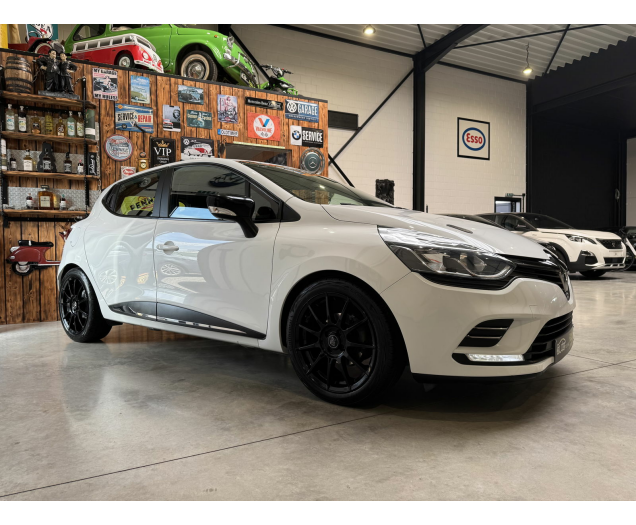 Renault   Autohandel Robby