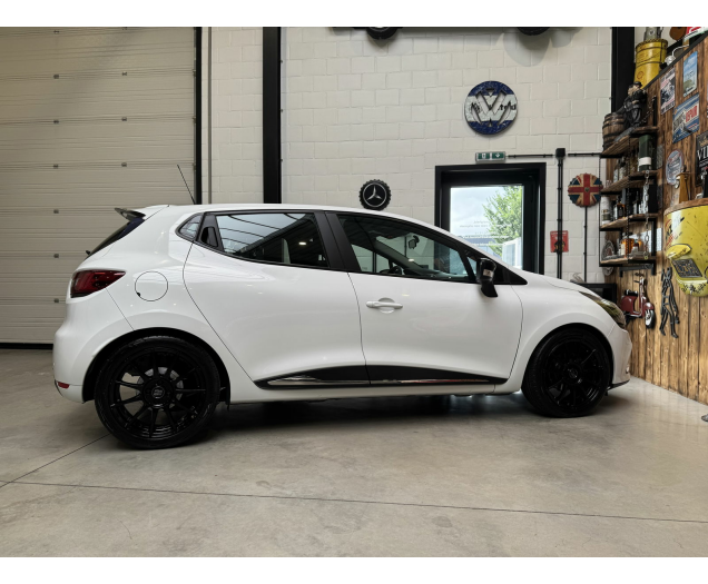 Renault   Autohandel Robby