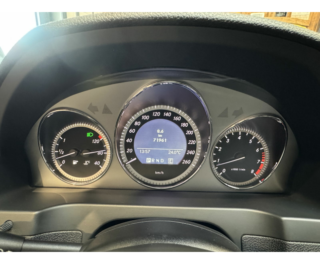 Mercedes   Autohandel Robby