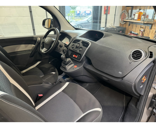 Renault   Autohandel Robby