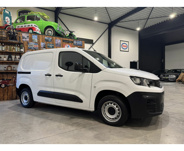 Peugeot   Autohandel Robby