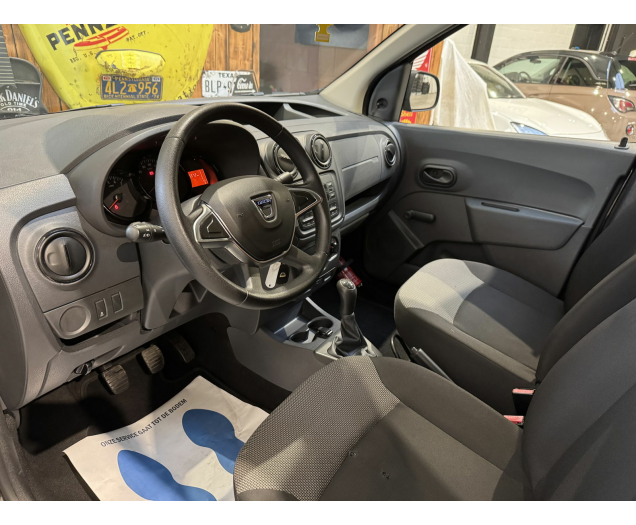 Dacia   Autohandel Robby