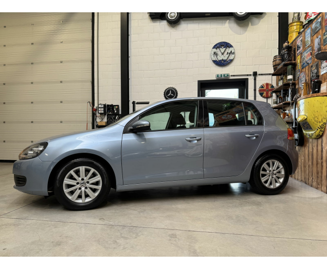 Volkswagen   Autohandel Robby