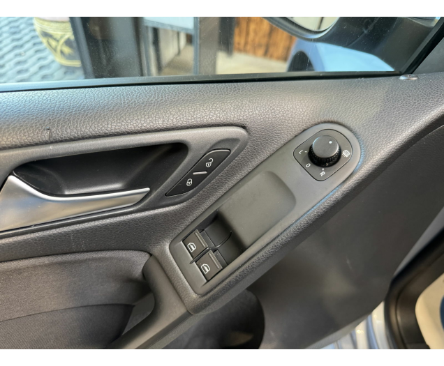 Volkswagen   Autohandel Robby