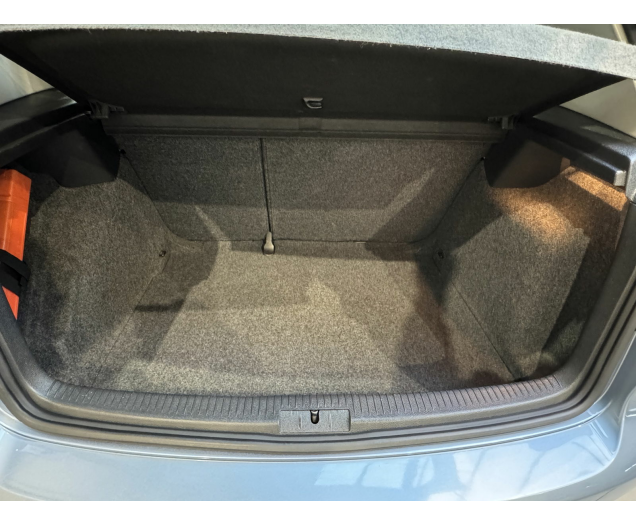 Volkswagen   Autohandel Robby