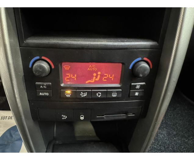 Peugeot 207  Autohandel Robby